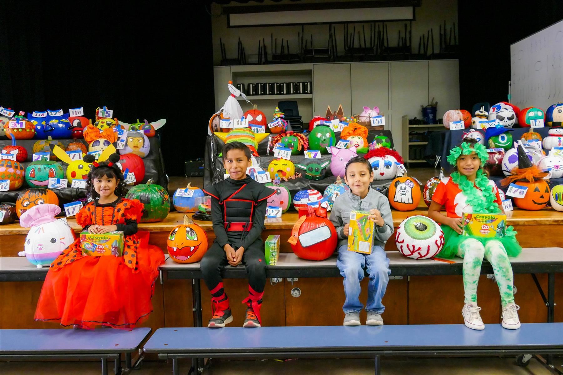 pumpkin decorating contest #5